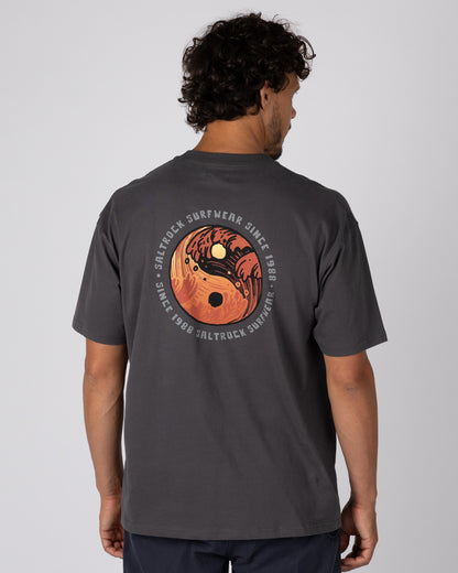 YIN YANG WAVE T/SHIRT DARK GREY